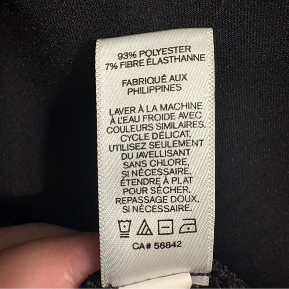 Express Black Asymmetrical Hem Zip-Back Crop Top Women’s Medium Sleveless - Picture 4 of 5